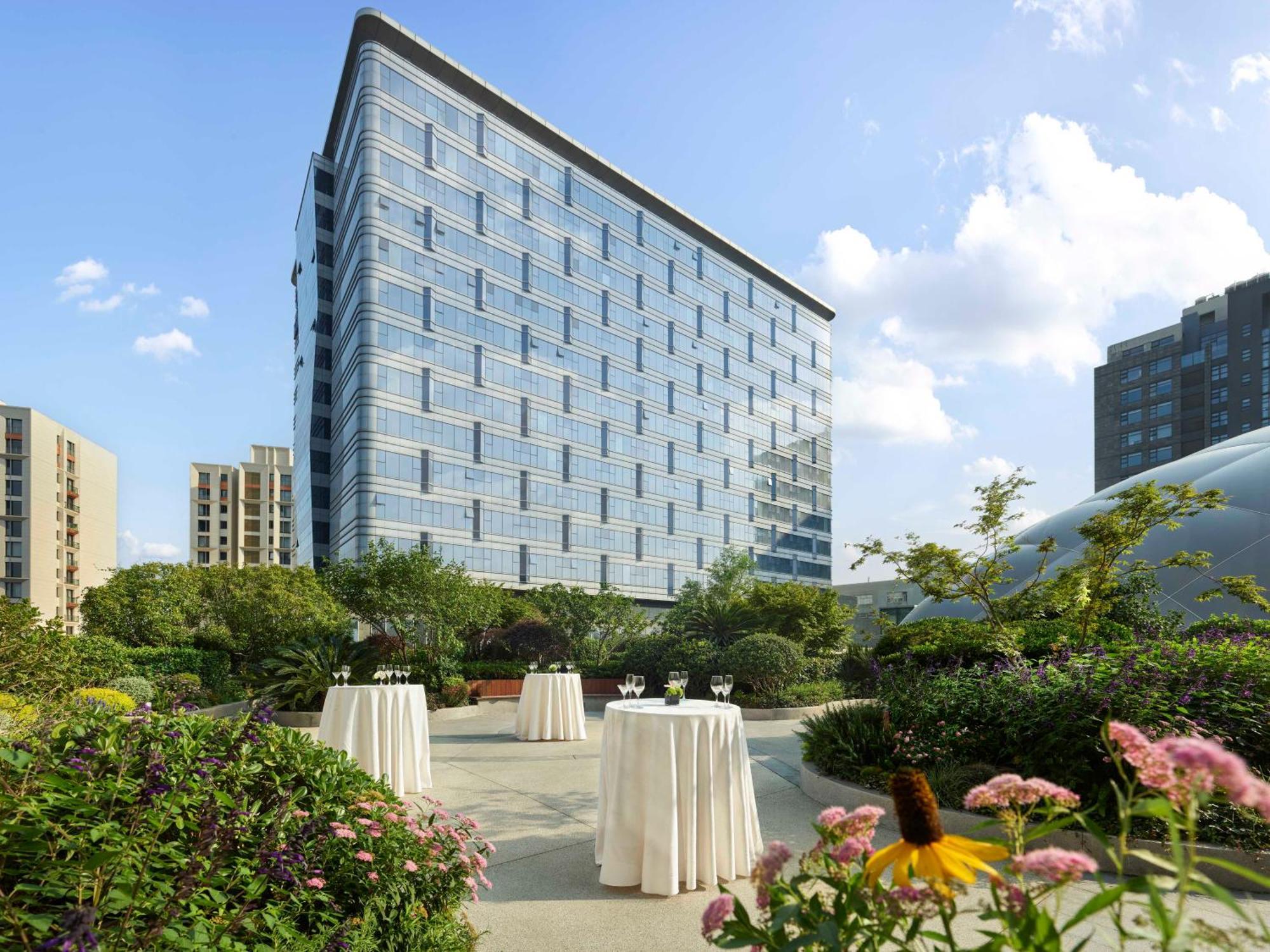 Hilton Shanghai Hongqiao Xangai Exterior foto