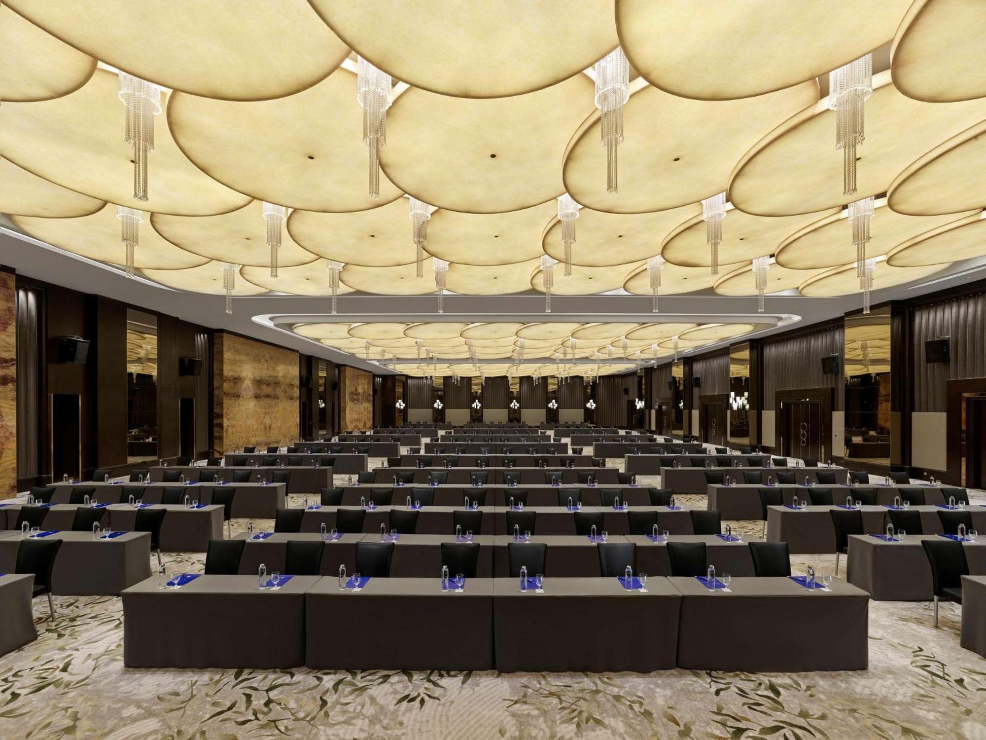 Hilton Shanghai Hongqiao Xangai Exterior foto